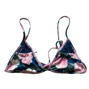 Frankie’s Bikinis Tanner Top
